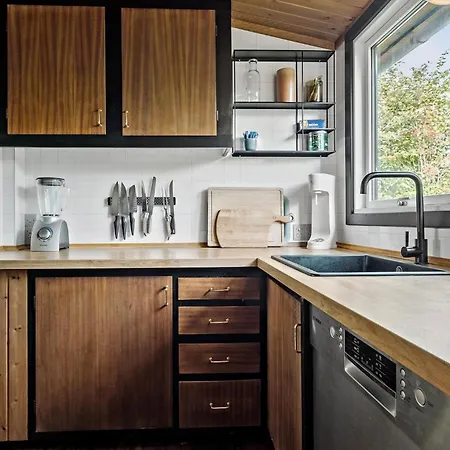 In With Wifi 別荘 *